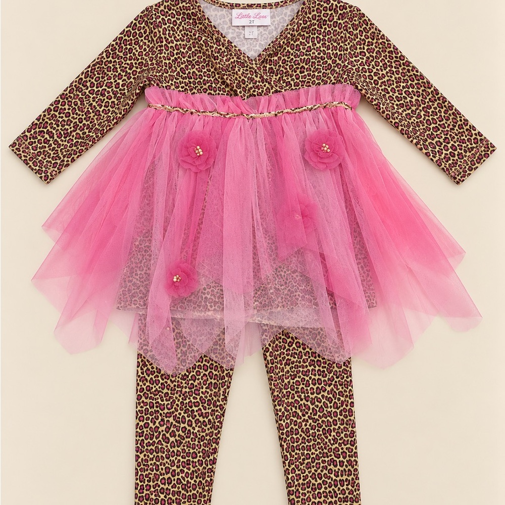 Boutique NWT cheetah pink tule skirt set w/leggings